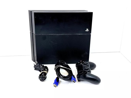 KONSOLA PLAYSTATION 4