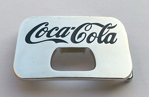 Coca... klamra do paska z otwieraczem