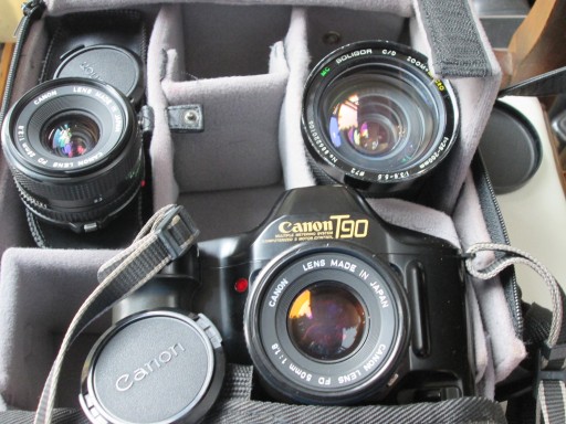 Aparat Canon T90 W ZESTAWIE