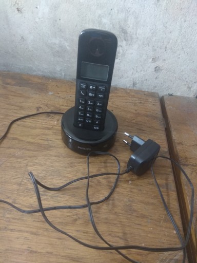 Telefon stacjonarny Philips d135 Duo