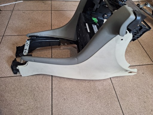 TUNEL ŚRODKOWY POD DUŻE RADIO AUDI A6 C5 2 DIN