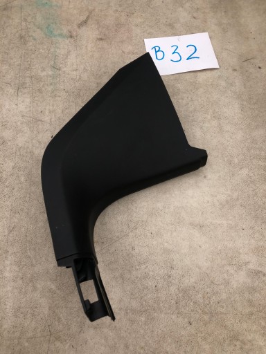 Osłona progu słupka prawa 3G1863484A PASSAT B8