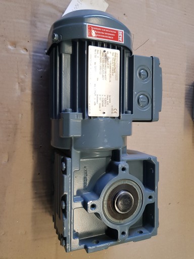 Motoreduktor SEW WA30/T DR63L4 91obr/min i 14,33:1