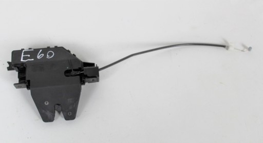 ZAMEK TYLNEJ KLAPY BAGAŻNIKA BMW E60 E90 E87