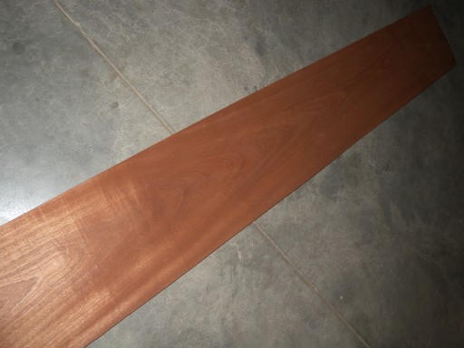 Liść forniru mahoń sapeli MA 1,04 m.kw.