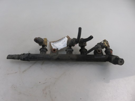 LISTWA WTRYSKOWA FIAT PANDA II 1.1 3219018301
