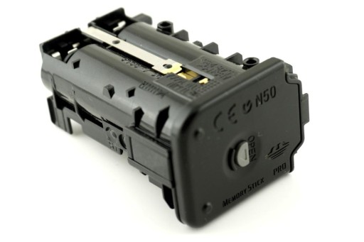 Komora i klapka baterii Sony W5 W7
