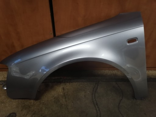 BŁOTNIK LEWY PRZÓD AUDI A4 B7 LY7G