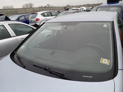 VW Golf V 04-13 szyba przednia przód czołowa