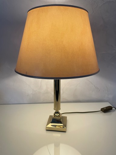 Lampka mosiężna