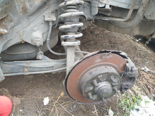 nissan primera p12 zawieszenie belka tył