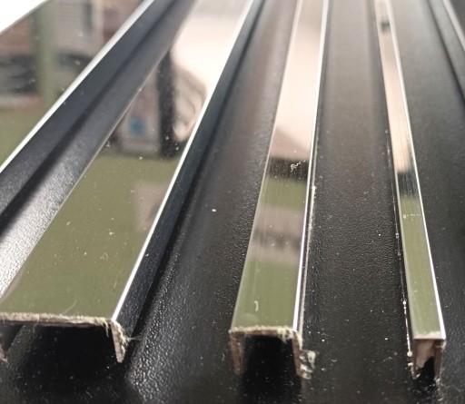 profil U listwa C stal srebro błyszcząca 5mm 2,44
