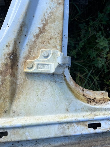MERCEDES 213 PRÓG SŁUPEK LEWY PRAWY