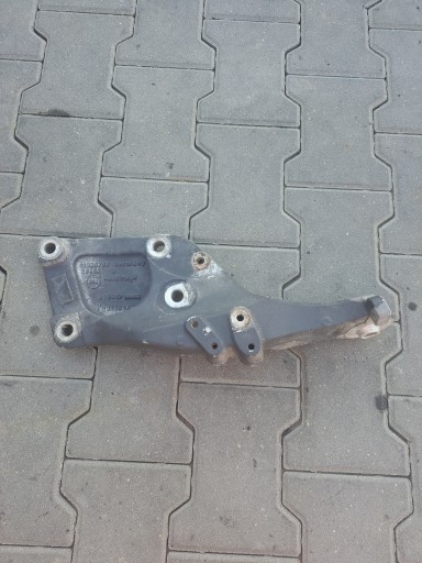 WSPORNIK ŁAPA MOCOWANIE SILNIKA GAMA T VOLVO FM 4