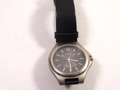 ZEGAREK CASIO LINEAGE