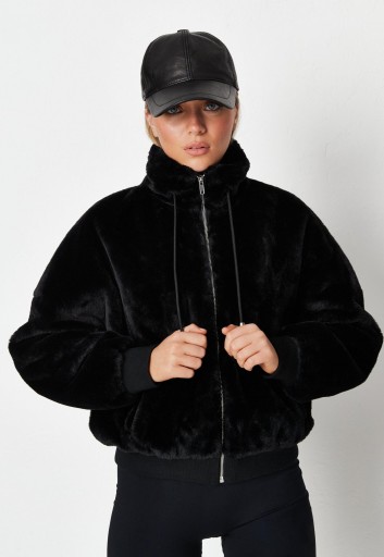 MISSGUIDED FUTRTKO DAMSKIE DLA NISKICH 32 EFM
