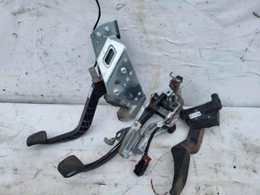 Pedał Gazu Hamulca Kpl Opel Zafira B 9202341 BT
