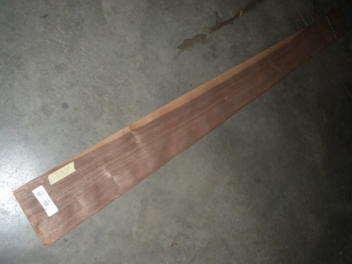 Paczka fornir orzech amerykański LE8/17 8,51 m.kw.