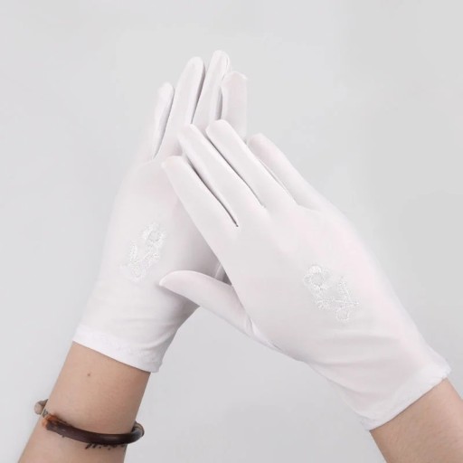 Lightweight Spring Stretchy Fingertip Touchscreen Gloves Sun Protection Tre