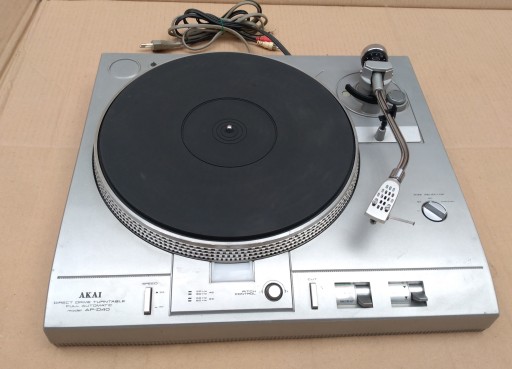Gramofon AKAI AP-D40 , napęd bezpośredni! JAPAN!