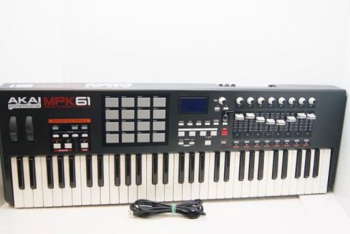 KLAWIATURA STERUJĄCA AKAI MPK61