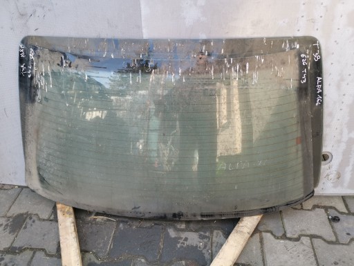 SZYBA TYŁ TYLNA MAZDA 626