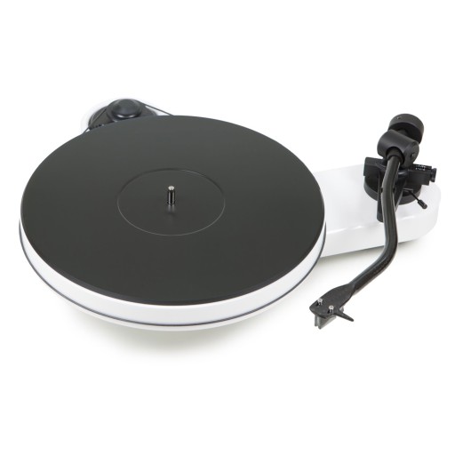 GRAMOFON PRO-JECT RPM 3 CARBON Z WKŁADKĄ 2M SILVER