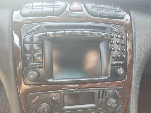 RADIO SAMOCHODOWE MERCEDES W203 DAIMLERCHRYSLER C 200