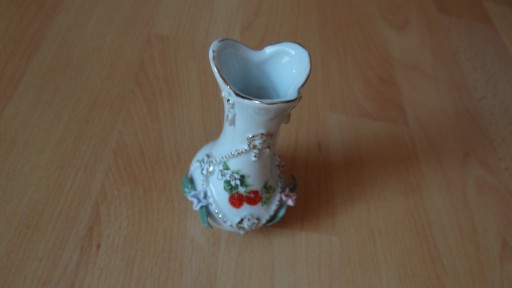 Chiński dzbanek ceramiczny szkliwiony