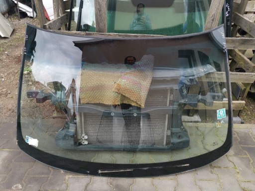 SZYBA CZOŁOWA PRZÓD PRZEDNIA VOLVO V70 II XC70 00-07r