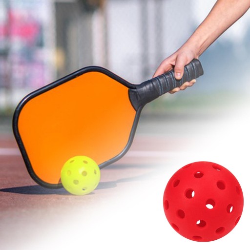 Świecąca piłka Pickleball specjalnie zaprojektowana do użytku na świeżym powietrzu, czerwona