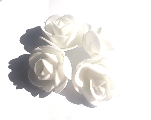 Kwiaty Róże piankowe 3,5 cm - białe 10 szt. (A23-101)