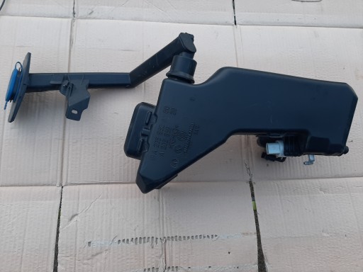 ZBIORNICZEK SPRYSKIWACZY MERCEDES C-KLASA W205
