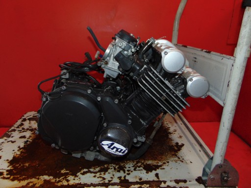 YAMAHA FAZER FZS 600 98-02 SILNIK SKRZYNIA BIEGÓW