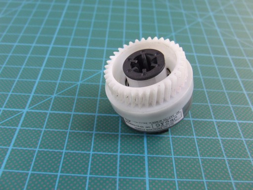 Sprzęgło elektromagnetyczne 24V/3W/0,44Nm