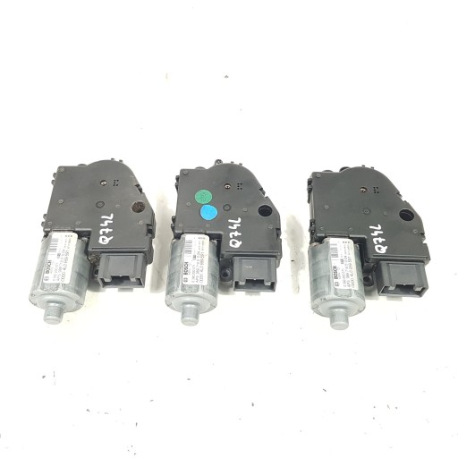 SILNICZEK SZYBERDACHU AUDI Q7 4L 4L0959591