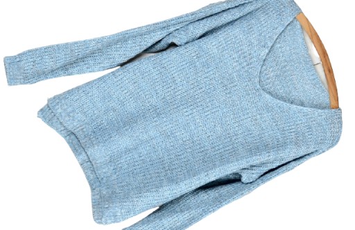 018 CIEPŁY LUŹNY SWETER OVERSIZE KLASYK DEKOLT V