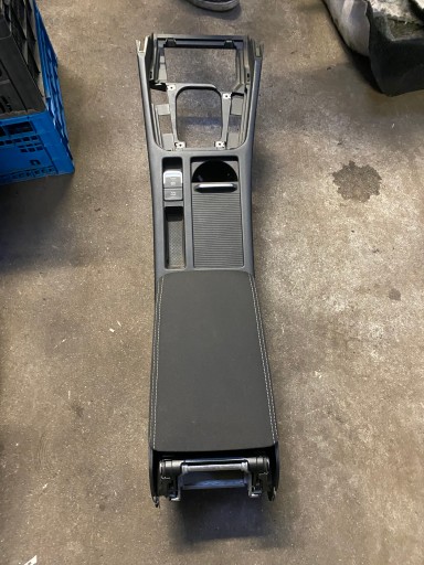 VW PASSAT B8 TUNEL ŚRODKOWY EUROPA 3G0857100