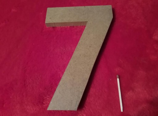 MATEMATYCZNY MATERIAŁ ROZWOJOWY - siedem