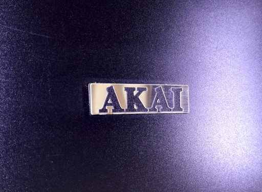 AKAI Logo 35 x 11 mm samoprzylepne