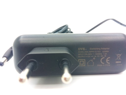 ULTRABOX ZASILACZ MODEL DSA-36PFH-12FEU 12V 3A