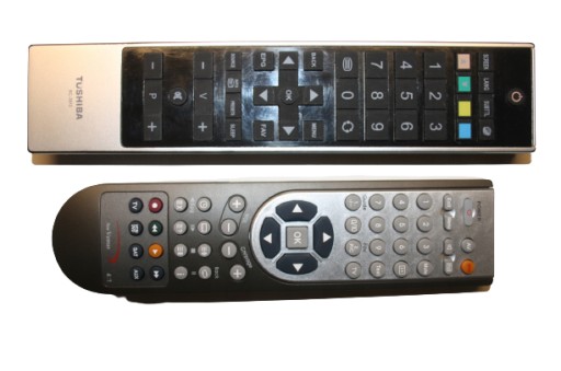 PILOT TOSHIBA RC3910 32W1333 32L1334 ZAMIENNIK