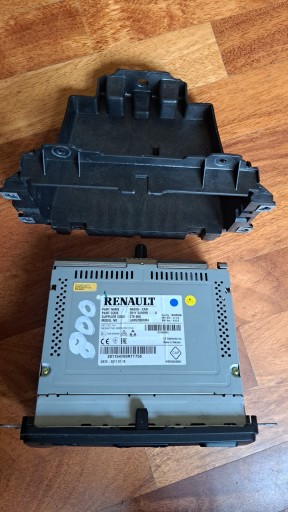 Renault RADIO NAWIGACJA TRAFIC III 281154109R