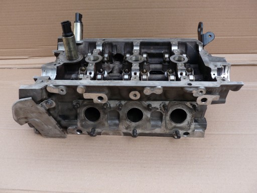 AUDI A8 D3 A6 C6 3.2 FSI GŁOWICA PRAWA 06E103374B