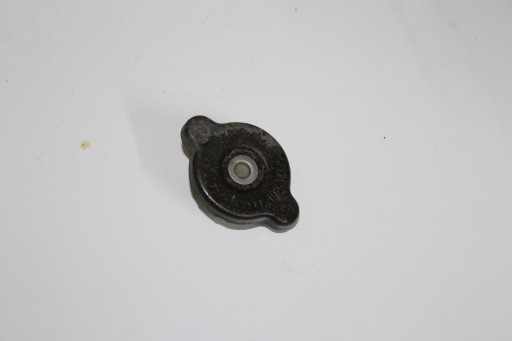 KAWASAKI GPX 600 korek wlewu płynu chłodnicy
