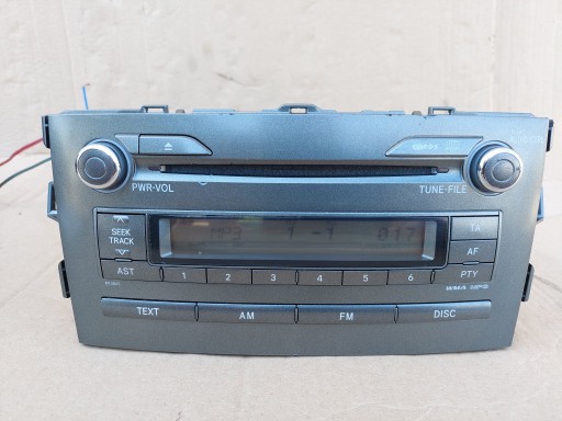 RADIO CD TOYOTA AURIS 06-09 sprawne