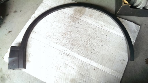 Listwa błotnika prawy przód VW TOUAREG 3 760853718