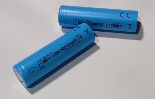 Baterie Li-ion EVE ICR18650/26V 2550mAh 3C 8A + 2x izolační kroužek