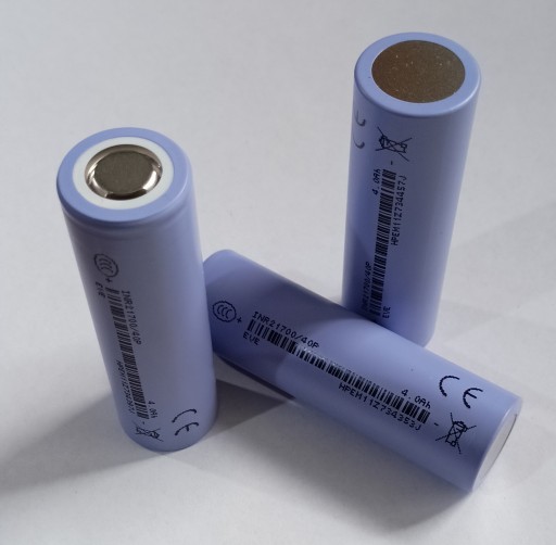 5x Li-ion EVE INR21700/40P 12,5C 50A 4000mAh +10x izolační kroužek