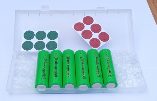 Blistr 6ks baterie Li-ion EVE INR18650/25P 2500mAh 20A/30A +12x iz.kr.